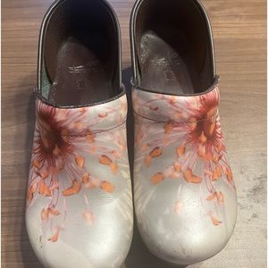 Dansko women’s shoes